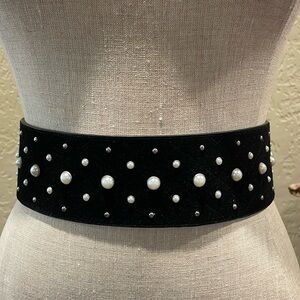 White House Black Market Black Pearl Embellished Belt